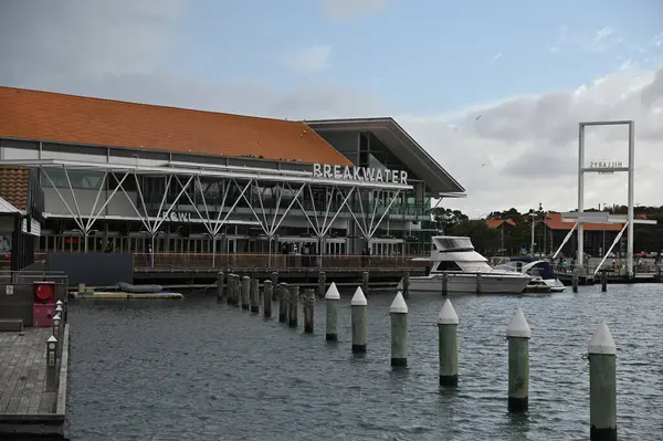 Hillarys, Avustralya 3 Haziran 2025: The Hillarys Boat Harbour of Perth CBD