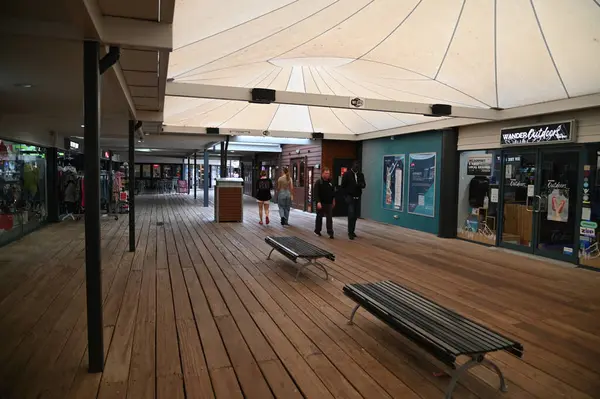 Hillarys, Avustralya 3 Haziran 2025: The Hillarys Boat Harbour of Perth CBD