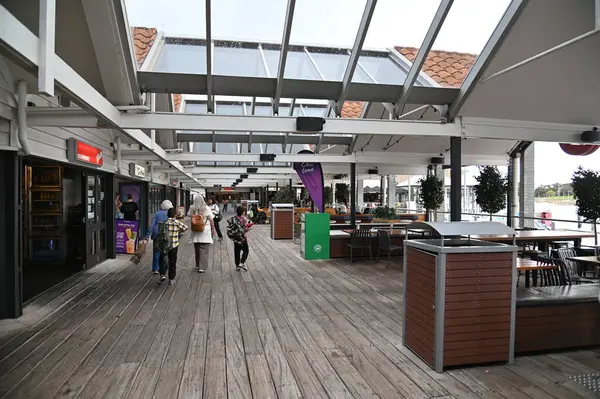 Hillarys, Avustralya 3 Haziran 2025: The Hillarys Boat Harbour of Perth CBD