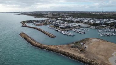 Fremantle, Avustralya 5 Haziran 2025: The Omeo Wreck ve Coogee Beach