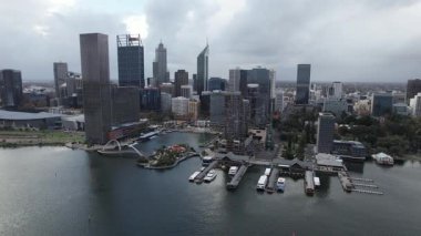 Perth, Avustralya 3 Haziran 2025: Perth CBD 'nin Elizabeth Rıhtımı