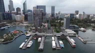 Perth, Avustralya 3 Haziran 2025: Perth CBD 'nin Elizabeth Rıhtımı