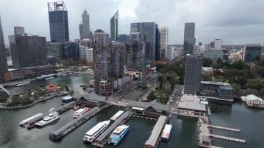 Perth, Avustralya 3 Haziran 2025: Perth CBD 'nin Elizabeth Rıhtımı