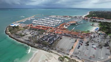 Hillarys, Avustralya 3 Haziran 2025: The Hillarys Boat Harbour of Perth CBD