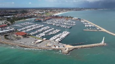 Hillarys, Avustralya 3 Haziran 2025: The Hillarys Boat Harbour of Perth CBD