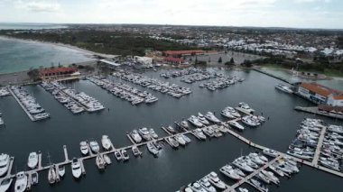 Hillarys, Avustralya 3 Haziran 2025: The Hillarys Boat Harbour of Perth CBD