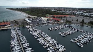 Hillarys, Avustralya 3 Haziran 2025: The Hillarys Boat Harbour of Perth CBD