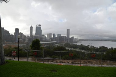 Perth, Avustralya 4 Haziran 2025: Perth CBD 'nin Krallar Parkı