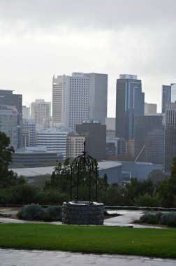Perth, Avustralya 4 Haziran 2025: Perth CBD 'nin Krallar Parkı