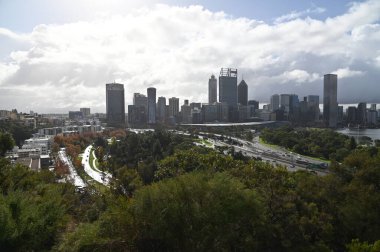 Perth, Avustralya 4 Haziran 2025: Perth CBD 'nin Krallar Parkı