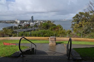 Perth, Avustralya 4 Haziran 2025: Perth CBD 'nin Krallar Parkı