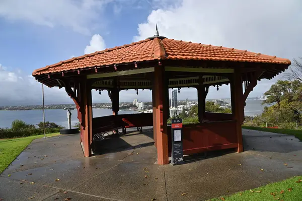 Perth, Avustralya 4 Haziran 2025: Perth CBD 'nin Krallar Parkı