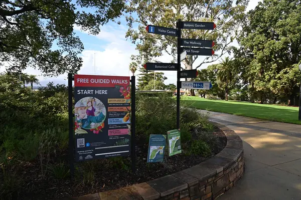 Perth, Avustralya 4 Haziran 2025: Perth CBD 'nin Krallar Parkı