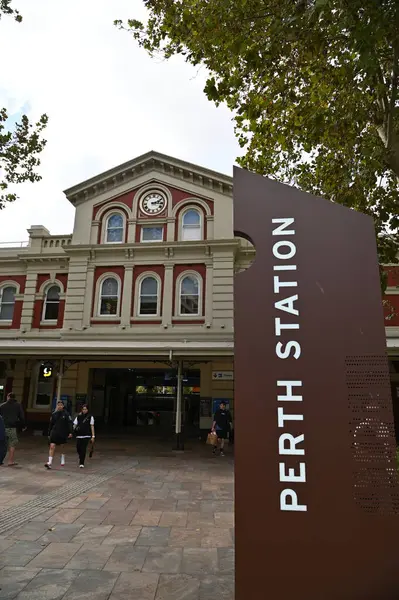 Perth, Avustralya 30 Mayıs 2025: Perth CBD sokakları