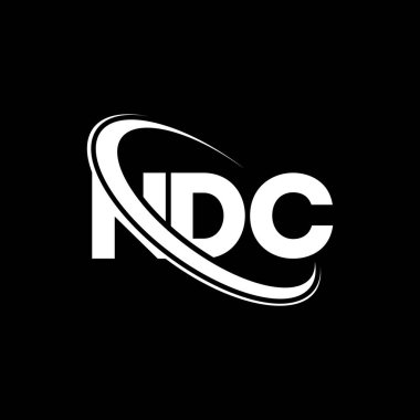 NDC logosu. NDC mektubu. NDC mektup logosu tasarımı. Çember ve büyük harfli monogram logosuna bağlı baş harfler NDC logosu. NDC teknoloji, iş ve emlak markası tipografisi.