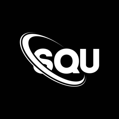 SQU logosu. SQU mektubu. SQU harf logosu tasarımı. Çember ve büyük harfli monogram logosuyla birleştirilmiş SQU logosu. Teknoloji, iş ve emlak markası için SQU tipografisi.