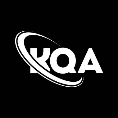KQA logosu. KQA mektubu. KQA harf logosu tasarımı. Çember ve büyük harfli monogram logosuyla KQA logosunun baş harfleri. Teknoloji, iş ve emlak markası için KQA tipografisi.