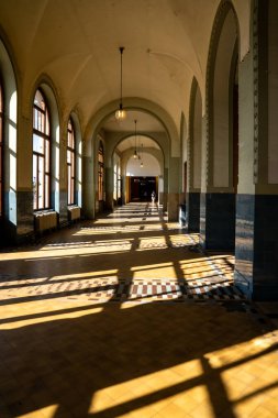 Prag, Bohemya - CZ June 3, 2023 Ertovka Manzarası (Şeytan Kanalı), bazen Küçük Prag Venedik olarak da bilinir, Çek Cumhuriyeti 'nin Prag kentinde bir kanaldır.