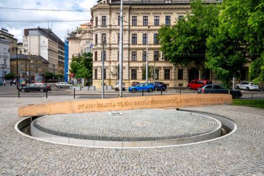 Bratislava, Slovakya 10 Haziran 2023 Bratislava 'daki İkincil Endüstri Mühendislik Okulu (Stredn priemyseln kola strojncka). 1904 'te bir metal işi okulu olarak inşa edilmiş.