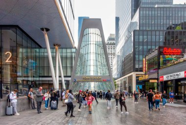 New York, NY  US  Sep 26, 2024 The East End Gateway is a striking 40-ft glass and steel canopy at 33rd St and 7th Ave, offering a new, grand entrance to Penn Station, enhancing access and visibility clipart