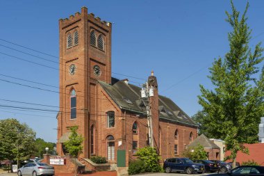 Warwick, New York - ABD - 3 Temmuz 2025 Warwick, New York 'ta tarihi bir tuğla bina, 