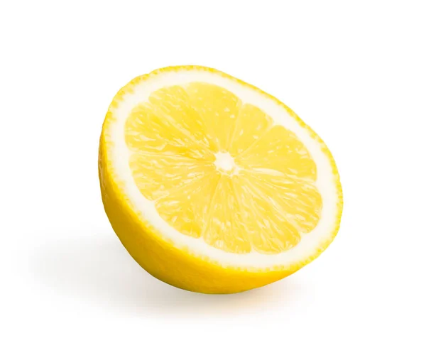 白の背景に隔離された熟した黄色のレモンスライス — ストック写真