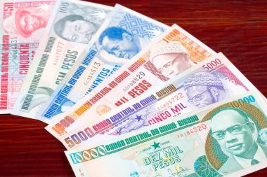Gine-Bissau parası - Peso iş geçmişi