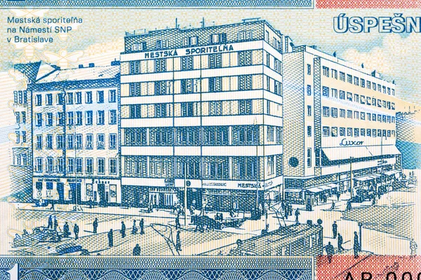 Mestska Sporitelna Στην Μπρατισλάβα Από Σλοβακικά Χρήματα Koruna — Φωτογραφία Αρχείου