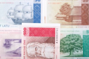 Letonya parası - bir iş geçmişi var