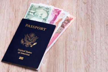 Eski Afgan parasıyla Amerikan pasaportu - Afgan