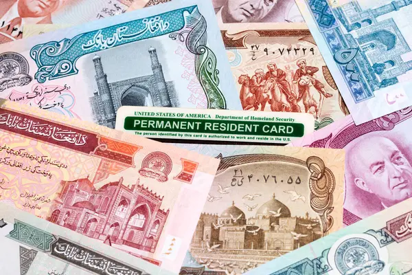 Afgan parasında Amerikan daimi oturma kartı - Afgan parası -