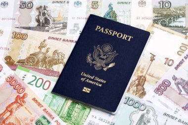 Rus parasıyla Amerikan pasaportu - Ruble