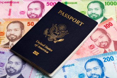 Mozambik parasıyla Amerikan pasaportu - metik
