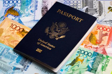 Kazak parasıyla Amerikan pasaportu - tenge