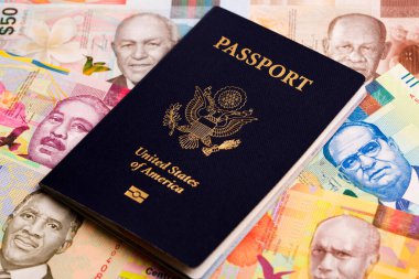 Bahama parasıyla Amerikan pasaportu - dolar