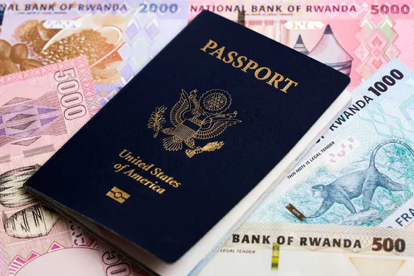 Ruanda parasıyla Amerikan pasaportu - Franc