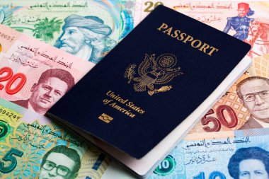 Tunus parasıyla Amerikan pasaportu - Dinar