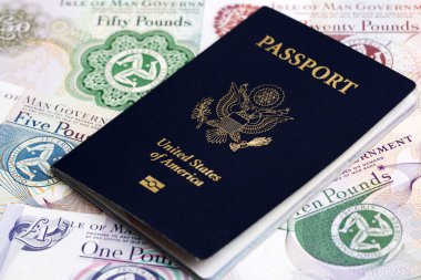 Manx parasıyla Amerikan pasaportu - pound