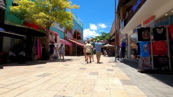 Imágenes Lapso Tiempo Con Turistas Caminando Por Ave Playa Del — Vídeos de Stock