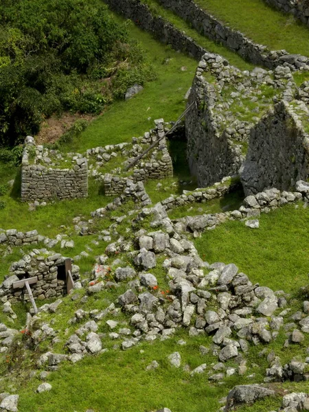 Ruiny Fortyfikacji Budynków Machu Picchu Kaskady Dół Strony Doliny Obrazek Stockowy