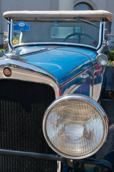 Přední Detaily Modrého Chrysler Serie Kabriolet Roadster Roku 1929 Během — Stock fotografie