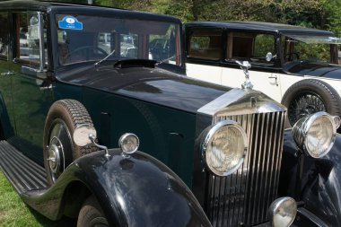 1934 'ten kalma Rolls Royce HP, 46' da Uçan Kadın maskotu teşhir edildi. 2023 'te Baden-Baden, Almanya' da Uluslararası Oldtimer-Toplantısı.