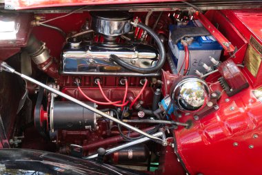 1953 yılından kalma bir MG TD otomobilin otomobili. 2023 Baden-Baden Klasikleri sırasında ortaya çıktı..