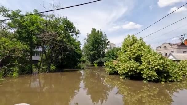 Overstromingen Stad Kherson Als Gevolg Van Explosie Van Een Dam — Stockvideo