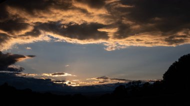 Sessiz Appalachian Dağlarında Güzel Günbatımı