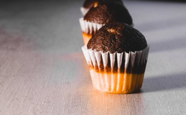 Çikolatalı kekler.