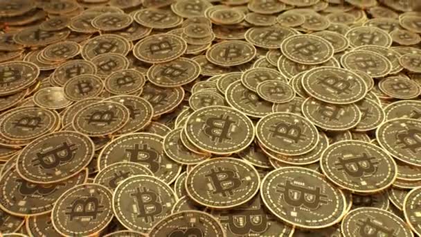 Parlak Metalik Altın Bitcoin Yığını Şifreleme Para Birimi Konseptini Yansıtır — Stok video