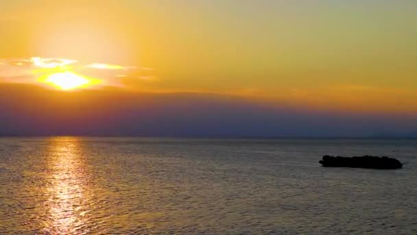 Niesamowicie Piękny Kolorowy Złoty Zachód Słońca Voula Vouliagmeni Attica Grecja — Wideo stockowe
