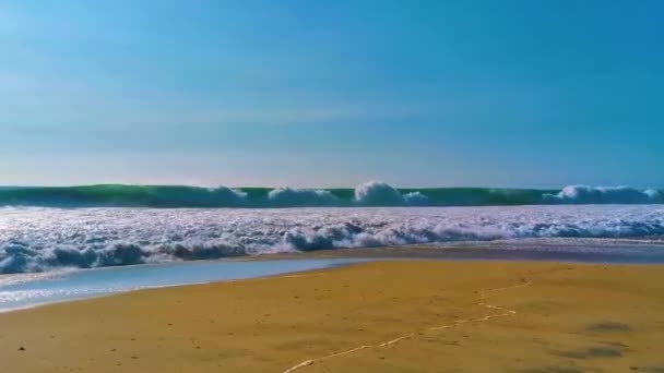 Εξαιρετικά Τεράστια Κύματα Σέρφερ Στην Παραλία Στο Zicatela Puerto Escondido — Αρχείο Βίντεο