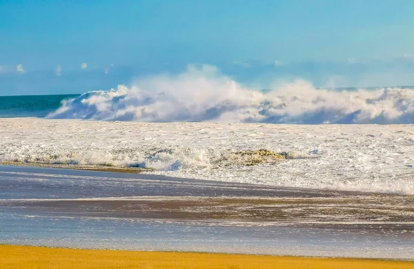 Величезні Серфінгічні Хвилі Пляжі Пуерто Ескондідо Оахака Мексика — стокове фото